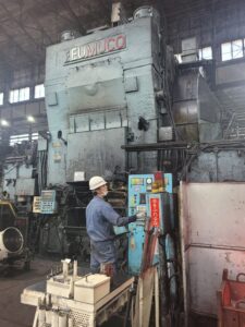 熱間鍛造プレス Eumuco KSP 500 - 5000 トン (写真 4)