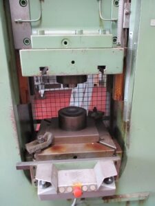 ねじプレス Weingarten PA 140 - 320 トン (写真 3)