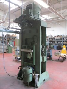 ねじプレス Weingarten PA 140 - 320 トン (写真 6)