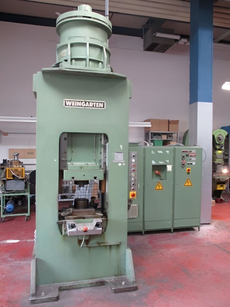 ねじプレス Weingarten PA 140 - 320 トン