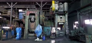 熱間鍛造プレス Ajax 3500 MT - 3500 トン (写真 2)