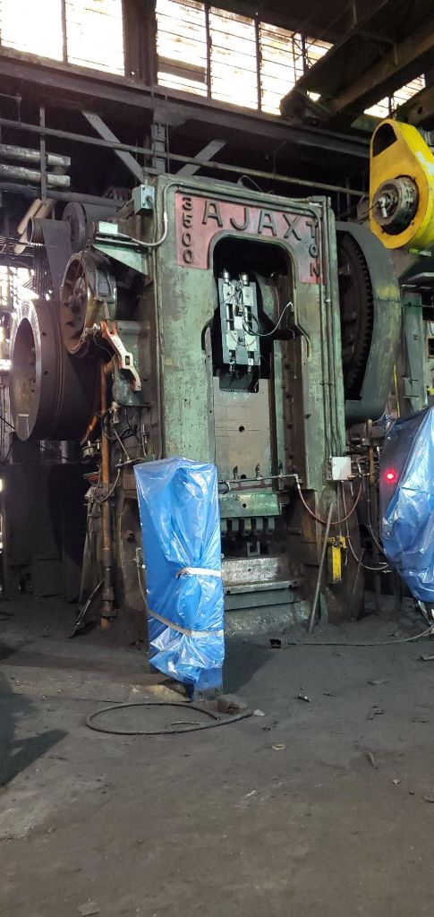 熱間鍛造プレス Ajax 3500 MT - 3500 トン