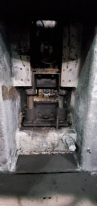 熱間鍛造プレス National Maxipres 2500 - 2500 トン (写真 13)