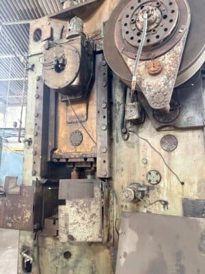 冷間押出プレス Barnaul KB0036 - 400 トン (写真 2)