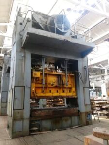 プレス機 Ravne DE 250 - 250 トン (写真 1)