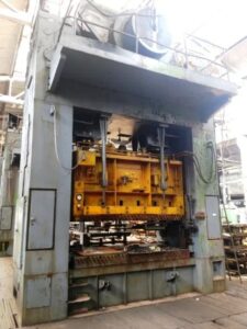 プレス機 Ravne DE 250 - 250 トン (写真 2)