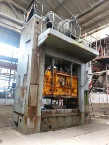 プレス機 Ravne DE 250 - 250 トン (写真 6)