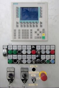 油圧プレス Neff DZP 630 - 630 トン (写真 3)