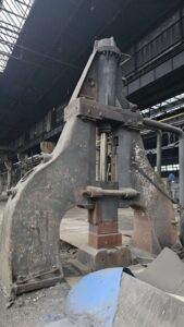 自由鍛造ハンマー ICP-TCM 3 MT - 3 トン (写真 3)