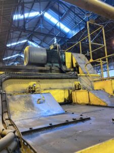 プレス機 Muller Weingarten VK 1250.45.76 - 1250 トン (写真 1)