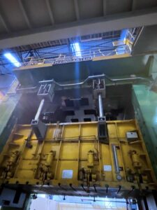 プレス機 Muller Weingarten VK 1250.45.76 - 1250 トン (写真 13)