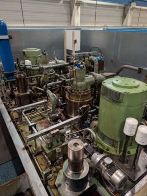 Stamping press line Fritz Muller 6P/5200 - 5200 トン (写真 4)