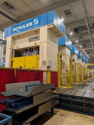 Stamping press line Fritz Muller 6P/5200 - 5200 トン (写真 9)