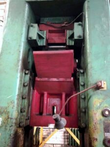 ナックルジョイントプレス Barnaul K846B - 800 トン (写真 3)