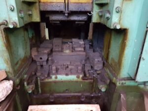 熱間鍛造プレス TMP Voronezh KB8542 - 1600 トン (写真 2)