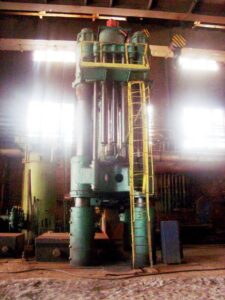 自由鍛造プレス Schloemann 1200 MT - 1200 トン (写真 6)