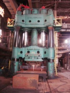 自由鍛造プレス Schloemann 1200 MT - 1200 トン (写真 7)