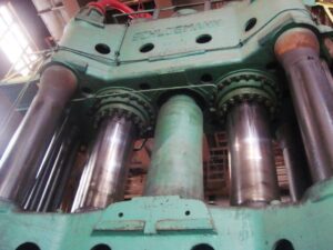 自由鍛造プレス Schloemann 1200 MT - 1200 トン (写真 10)