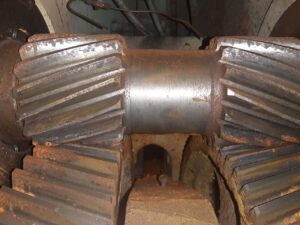 ナックルジョイントプレス Barnaul KB8336 - 400 トン (写真 2)