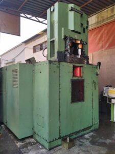 ナックルジョイントプレス Grabener GKN 1000 - 1000 トン ID: 76291