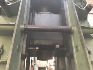 カウンターブロー鍛造ハンマー Beche DGH 16 - 16 トン (写真 7)