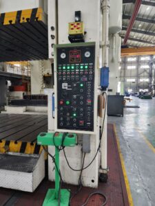 プレス機 Erfurt PKZV I 1250 FS - 1250 トン (写真 1)