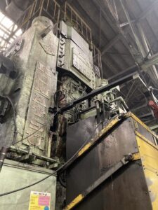 熱間鍛造プレス Komatsu CAH3000 - 3000 トン (写真 7)