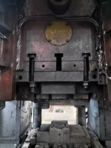 熱間鍛造プレス TMP Voronezh K8544 - 2500 トン (写真 4)