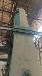 鍛造ハンマー Kalinin M213 - 3 トン (写真 3)