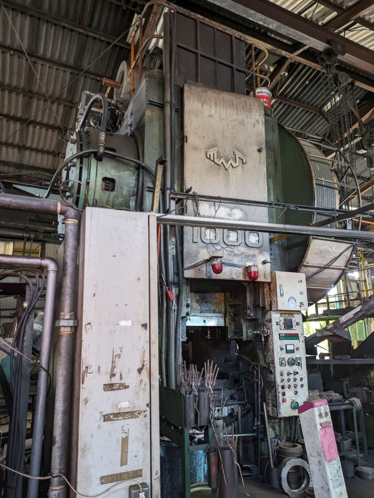 熱間鍛造プレス TMP Voronezh KB8040 - 1000 トン