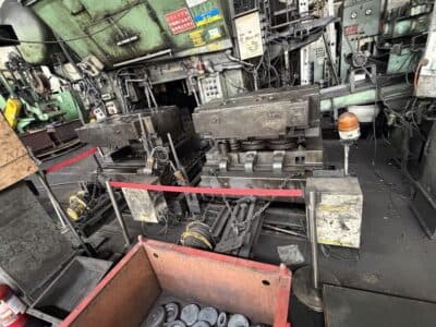 熱間鍛造プレス Sumitomo FP1600 - 1600 トン (写真 2)