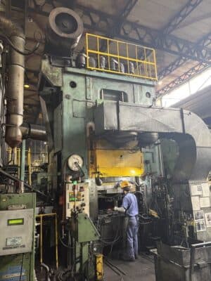 熱間鍛造プレス Smeral LMZ 1600 - 1600 トン (写真 2)