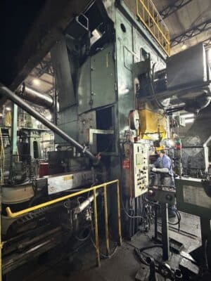 熱間鍛造プレス Smeral LMZ 1600 - 1600 トン (写真 3)