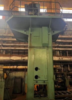 トリミングプレス TMP Voronezh KB2536 - 400 トン (写真 2)