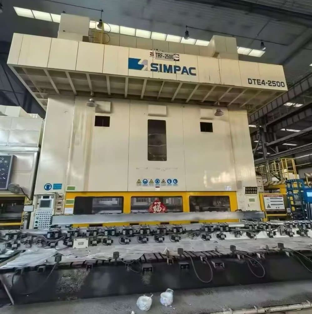 プレス機 Simpac DTE4 2500 - 2500 トン