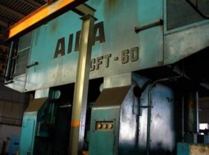 冷間鍛造プレス Aida CFT-60 - 600 トン (写真 5)