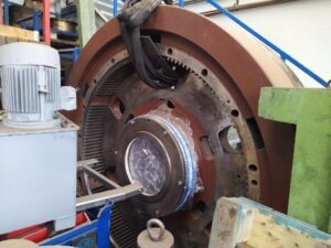 熱間鍛造プレス Smeral LZK 1000 - 1000 トン (写真 7)