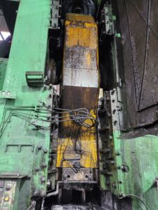 熱間鍛造プレス TMP Voronezh KB8042 - 1600 トン (写真 2)