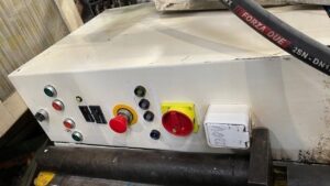 油圧プレス Gidropress P479 - 400 トン (写真 3)