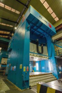 板金プレス Fagor H4-2500-5000-3000 - 2500 トン (写真 2)