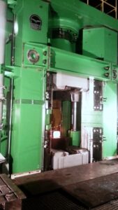 カウンターブロー鍛造ハンマー Digep DHEK-40 - 400 kJ (写真 3)