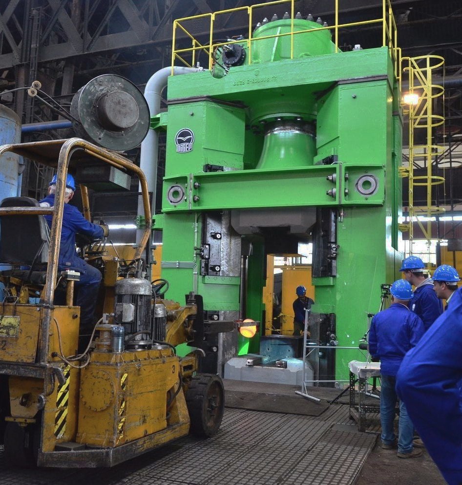 カウンターブロー鍛造ハンマー Digep DHEK-40 - 400 kJ