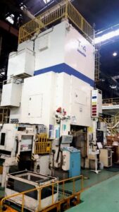 冷間鍛造プレス Komatsu L2C / L2C1250 - 1250 トン (写真 4)