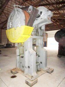 熱間鍛造プレス National Maxipres 500 - 500 トン (写真 15)