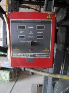 熱間鍛造プレス National Maxipres 500 - 500 トン (写真 12)