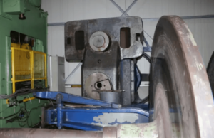 ねじプレス Kieserling FS 450 - 450 トン (写真 14)