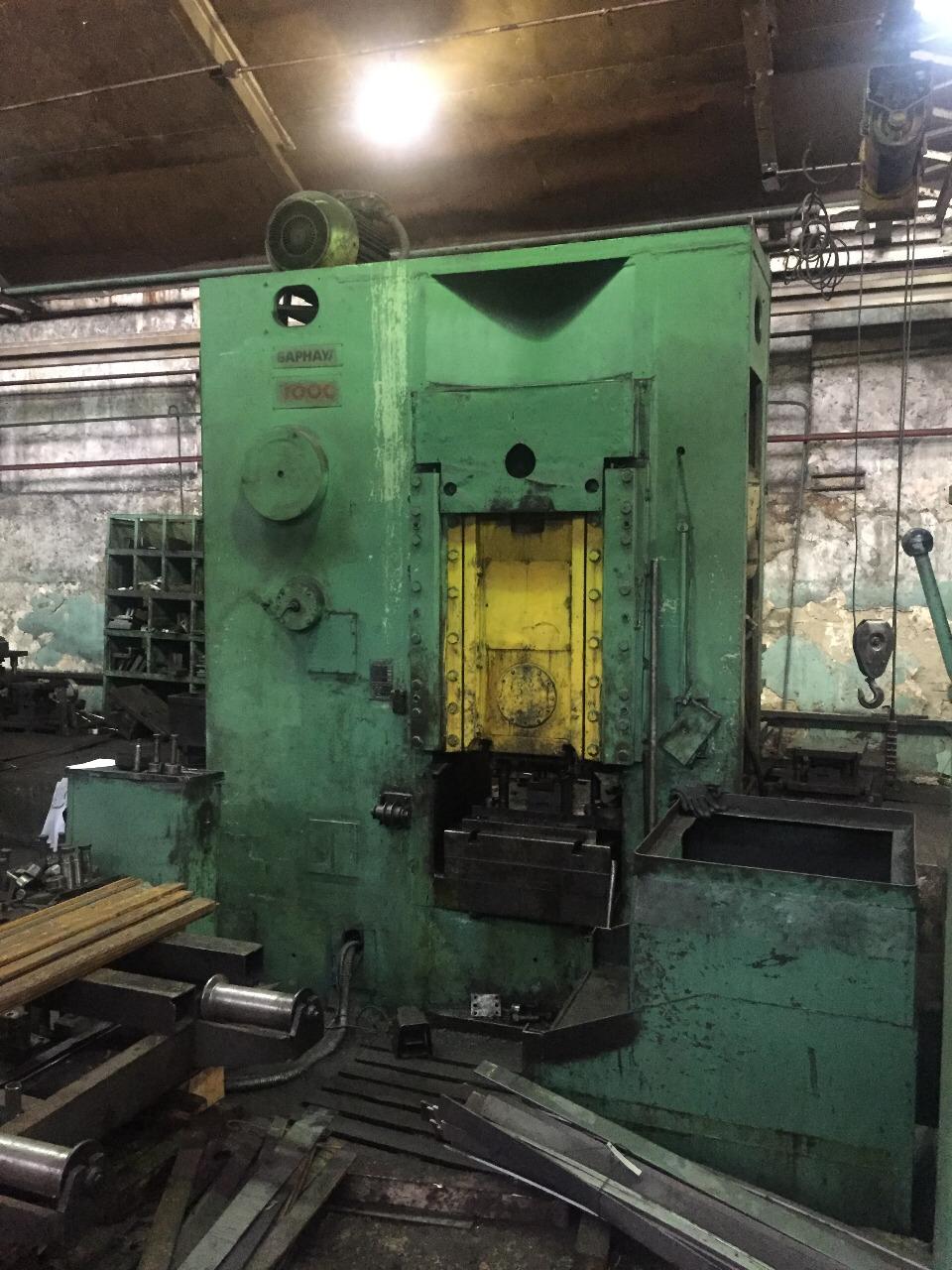 ナックルジョイントプレス Barnaul KB8340 B - 1000 トン