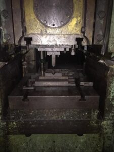 ナックルジョイントプレス Barnaul KB8340 B - 1000 トン (写真 11)