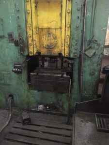 ナックルジョイントプレス Barnaul KB8340 B - 1000 トン (写真 10)