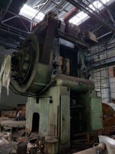 熱間鍛造プレス TMP Voronezh KB8544 - 2500 トン (写真 3)